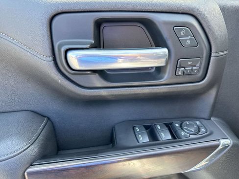 Used 2019 GMC Sierra 1500 SLT w/ SLT Premium Plus Package AWD/4WD image 22