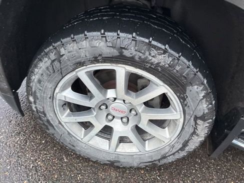 Used 2019 GMC Yukon XL Denali w/ Open Road Package image 9