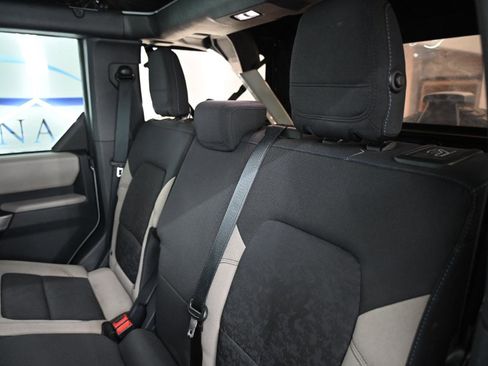 Used 2021 Ford Bronco Wildtrak image 37