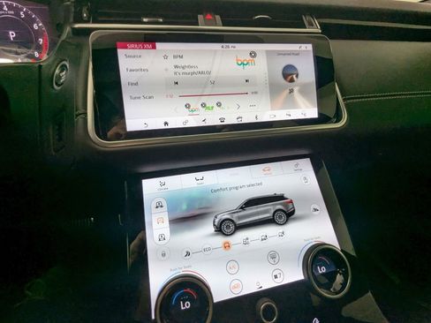 Used 2020 Land Rover Range Rover Velar R-Dynamic S image 15