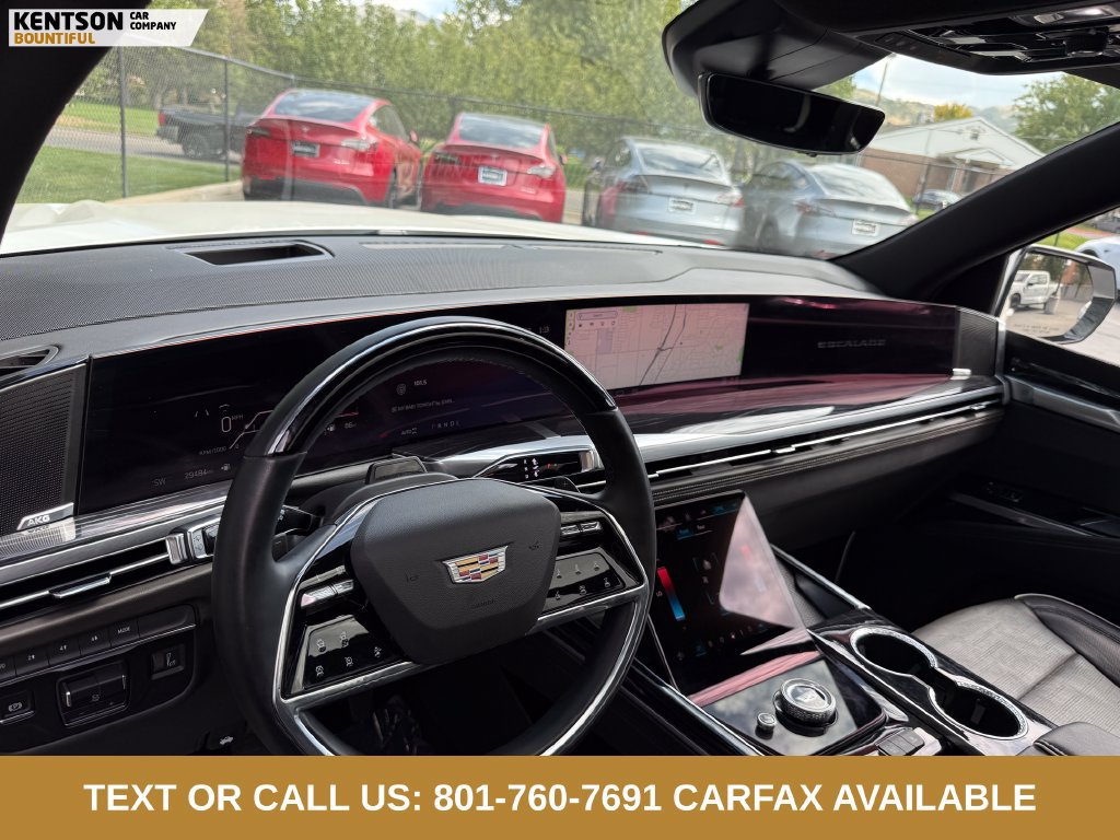 Used 2025 Cadillac Escalade ESV Sport w/ LPO, ONYX Package AWD/4WD image 27