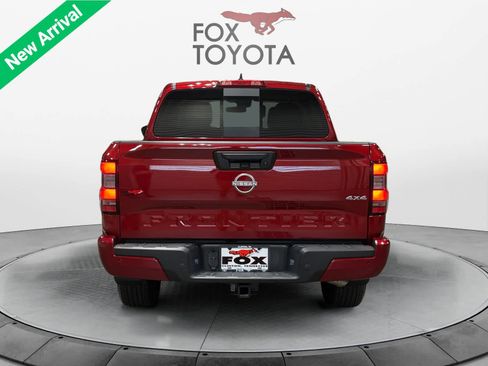 Used 2025 Nissan Frontier SV w/ SV Convenience Package AWD/4WD image 5