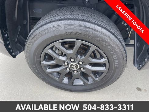Used 2023 Toyota Tundra Platinum AWD/4WD image 11