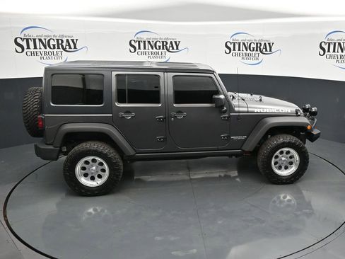 Used 2014 Jeep Wrangler Unlimited Rubicon w/ Connectivity Group AWD/4WD image 25