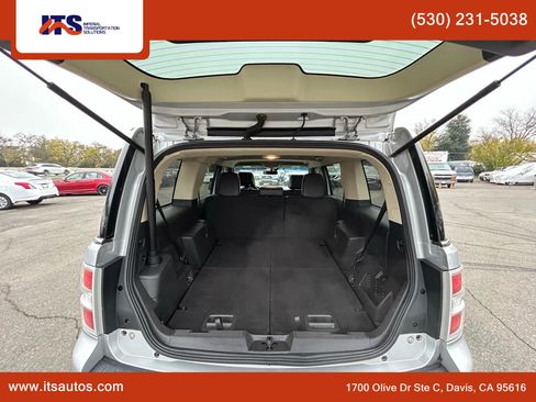 Used 2018 Ford Flex Limited image 14