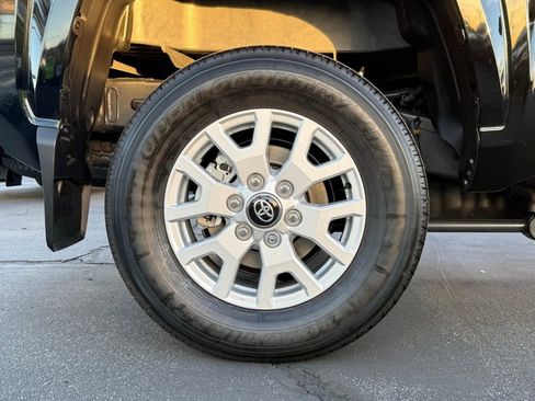 Used 2025 Toyota Tacoma SR5 image 13