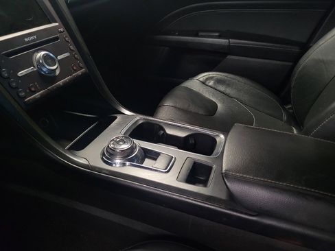 Used 2020 Ford Fusion Titanium AWD/4WD image 26