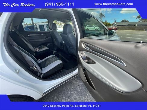 Used 2020 Buick Enclave Essence FWD image 9