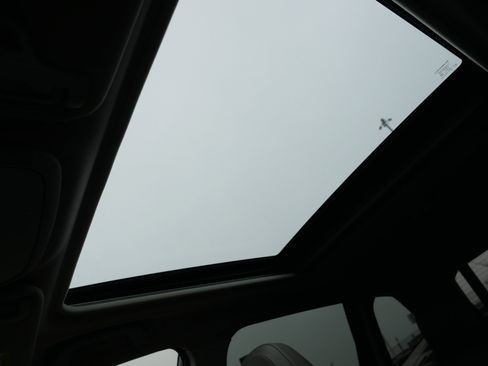 Used 2024 Subaru Forester Limited image 32