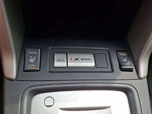Used 2017 Subaru Forester 2.5i Premium AWD/4WD image 35