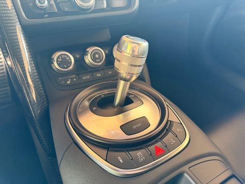 Used 2012 Audi R8 V10 AWD/4WD image 19