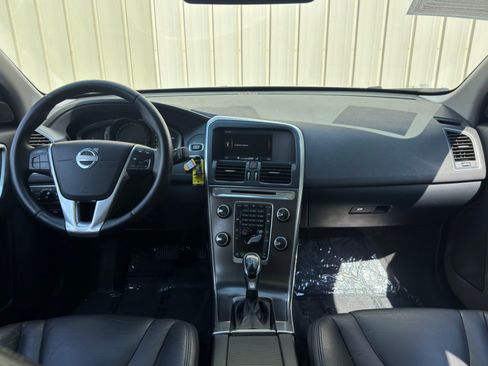 Used 2014 Volvo XC60 3.2 FWD image 12