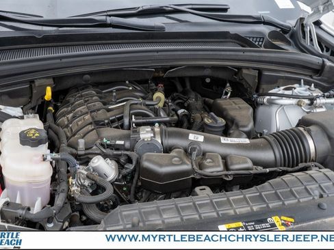 Certified 2023 Jeep Grand Cherokee Laredo image 30