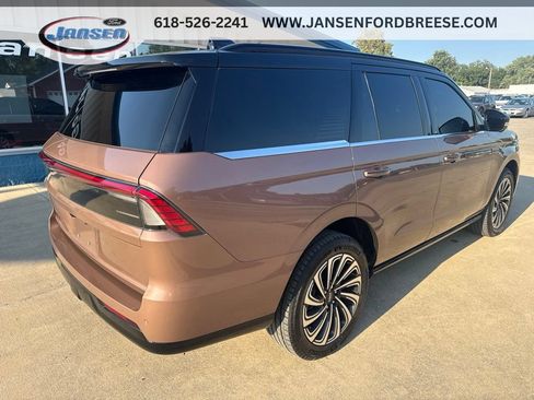 Used 2026 Lincoln Navigator Black Label AWD/4WD image 7