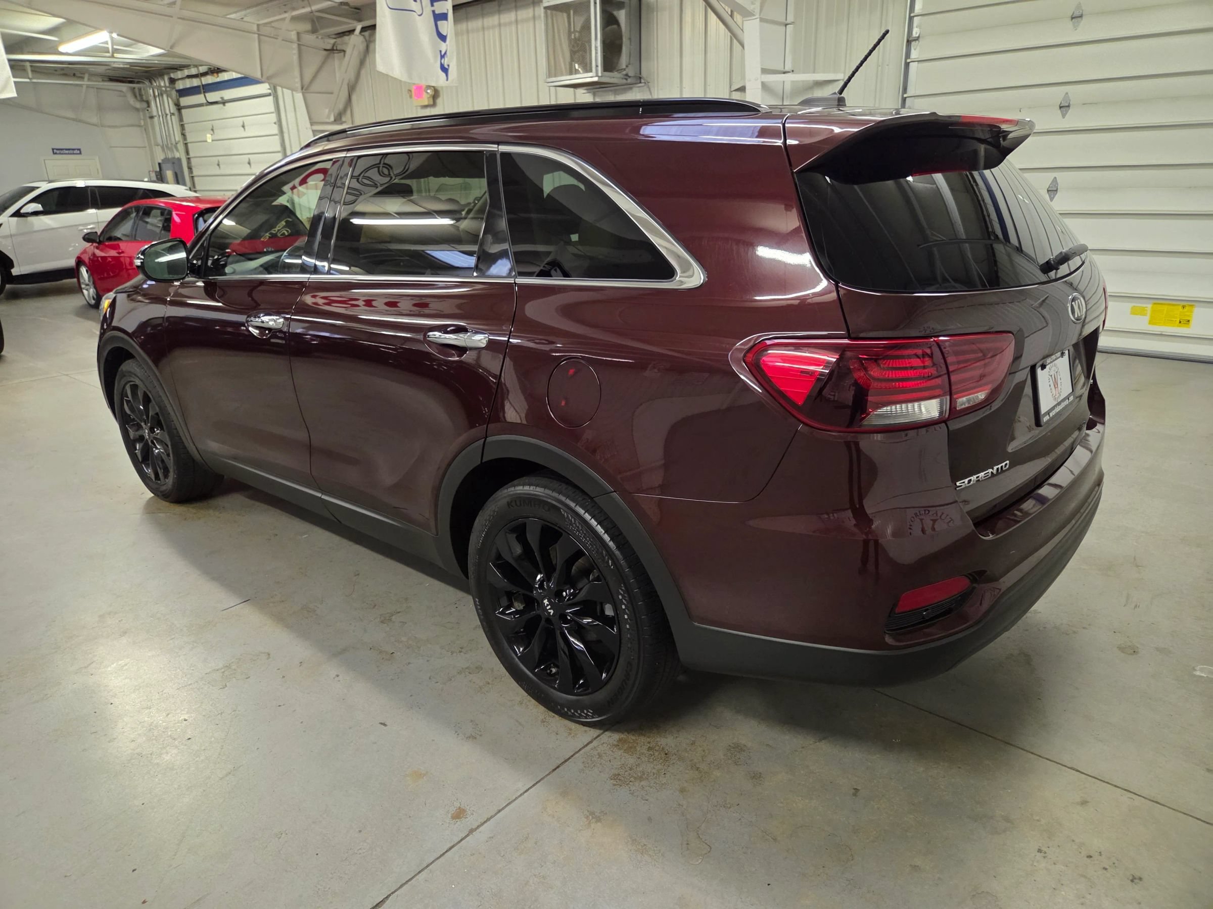 Used 2020 Kia Sorento S FWD image 4