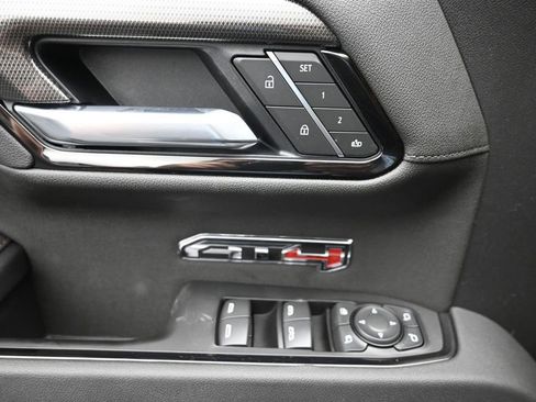 New 2026 GMC Sierra 1500 AT4 w/ AT4 Premium Package AWD/4WD image 16