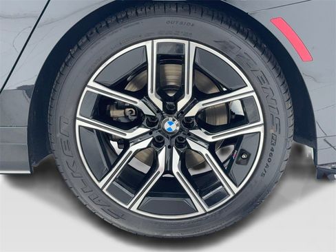 Used 2025 BMW 740i image 55