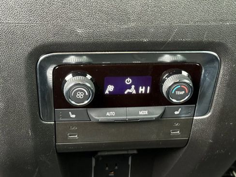 Used 2025 Chevrolet Tahoe Premier image 20