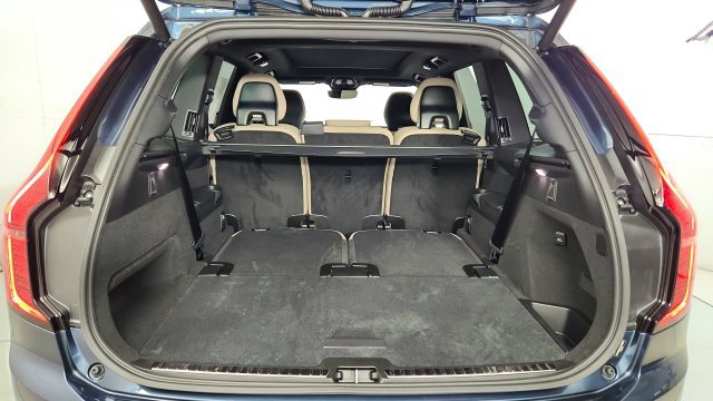 New 2026 Volvo XC90 T8 Plus w/ Protection Package AWD/4WD image 45