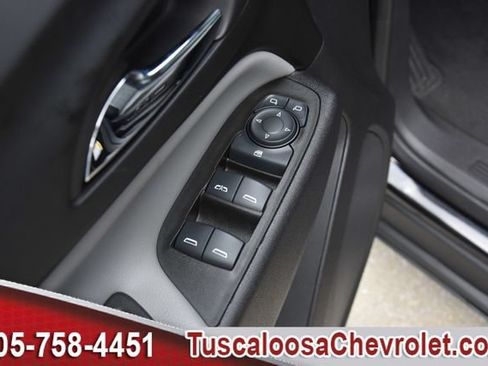 Used 2024 Chevrolet Equinox LS w/ LS Convenience Package FWD image 19