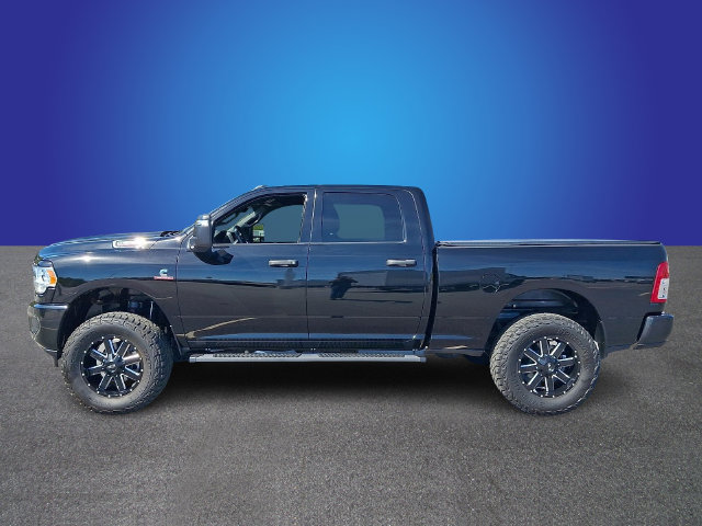 Used 2024 RAM 2500 Tradesman w/ Chrome Appearance Group AWD/4WD image 7