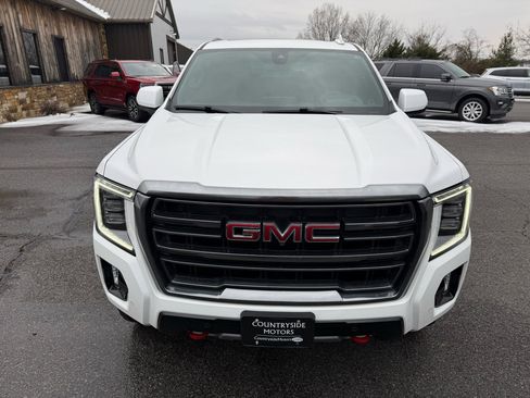 Used 2021 GMC Yukon XL AT4 w/ Rear Media and Nav Package image 10
