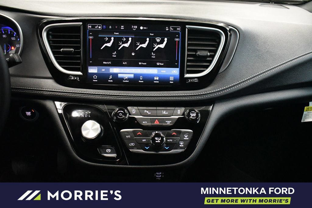 Used 2026 Chrysler Pacifica Select w/ S Appearance Package FWD image 33