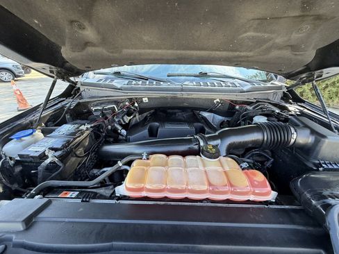 Used 2018 Ford F150 XLT w/ Equipment Group 302A Luxury image 36