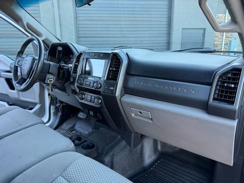 Used 2019 Ford F350 XLT w/ XLT Value Package image 13