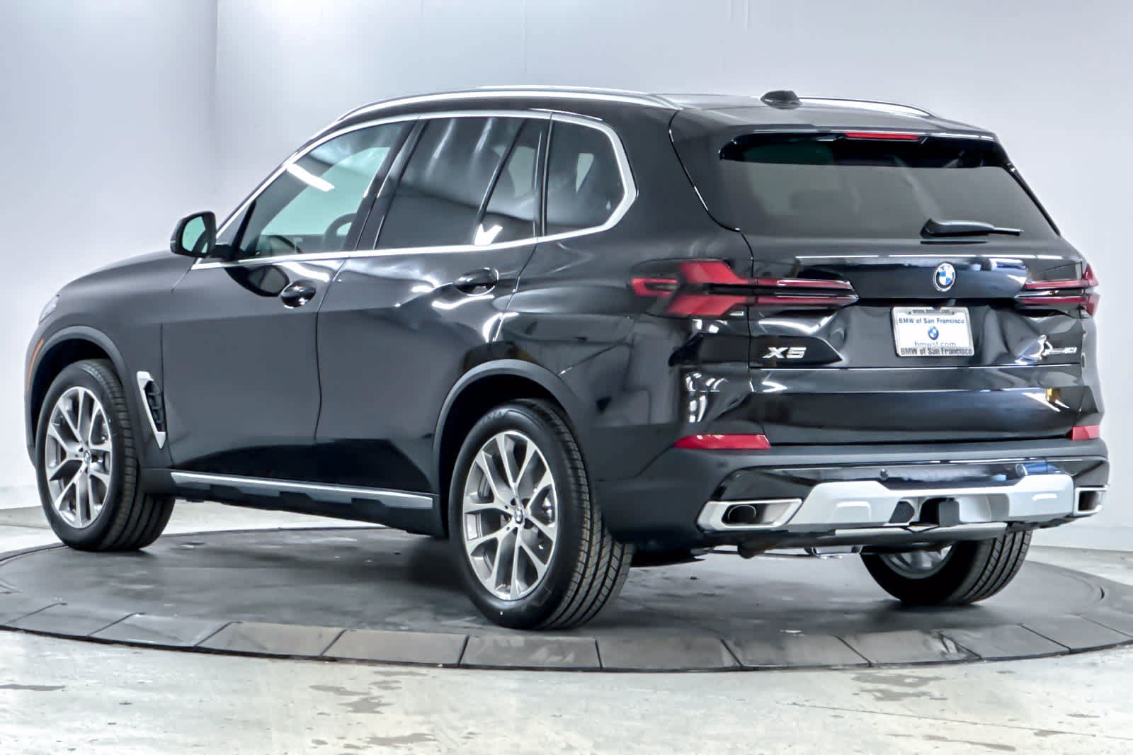 Used 2026 BMW X5 xDrive40i AWD/4WD image 6