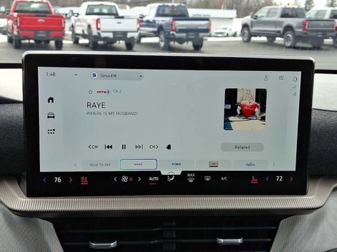 Certified 2025 Ford Explorer Active w/ Active Comfort Package image 20