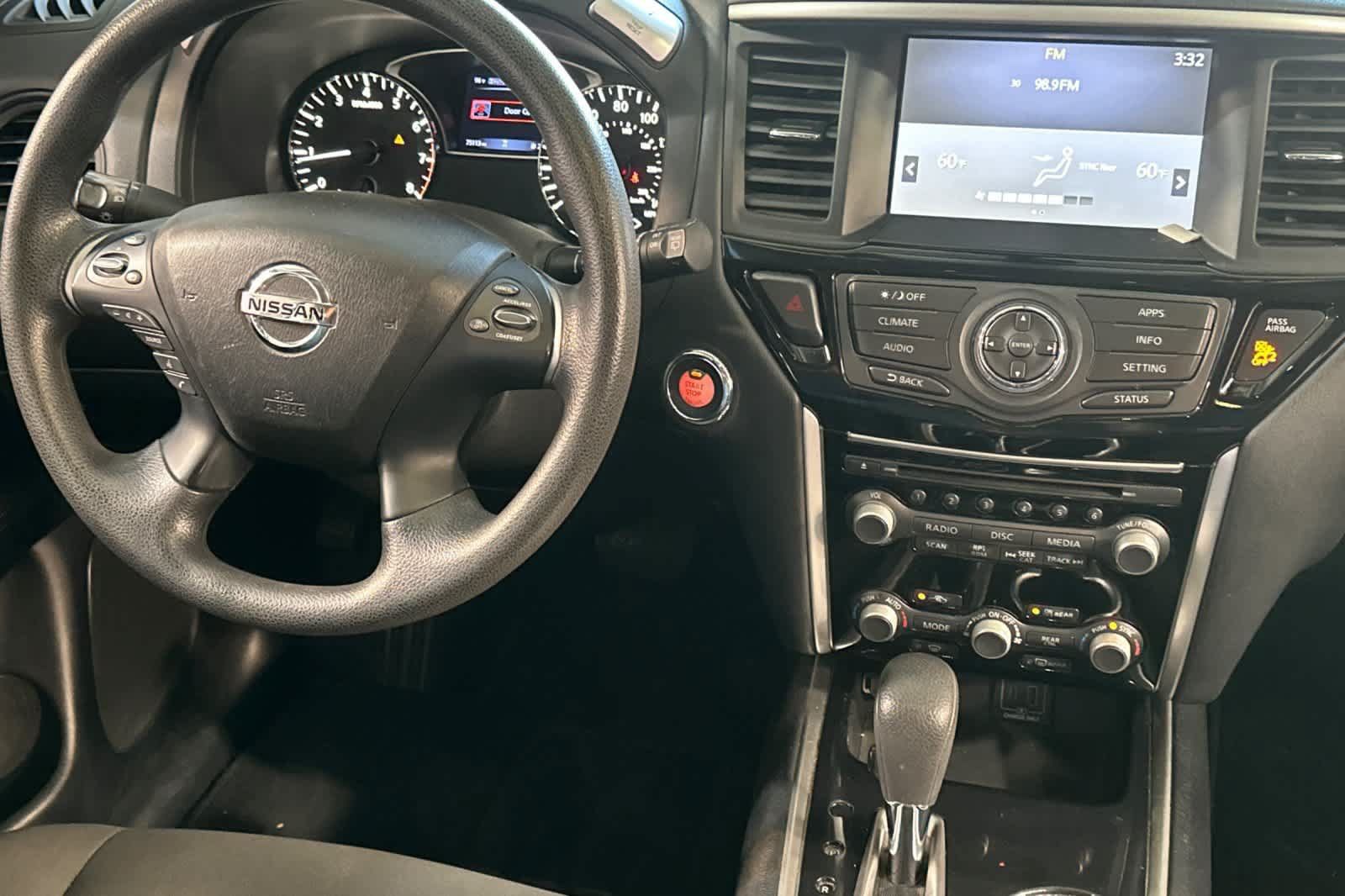 Used 2020 Nissan Pathfinder S AWD/4WD image 16