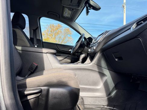 Used 2019 Chevrolet Equinox LT image 21