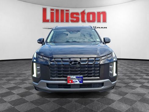 Used 2023 Hyundai Palisade SEL w/ Premium Package AWD/4WD image 2