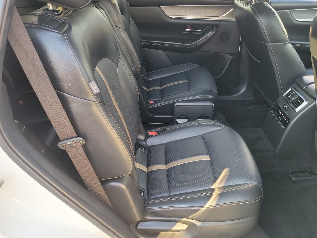 Used 2024 MAZDA CX-90 Plug-In Hybrid w/ Premium Plus AWD/4WD image 24