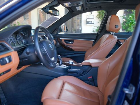 Used 2017 BMW 330e RWD image 13