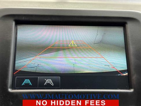 Used 2018 Chevrolet Equinox LT image 31