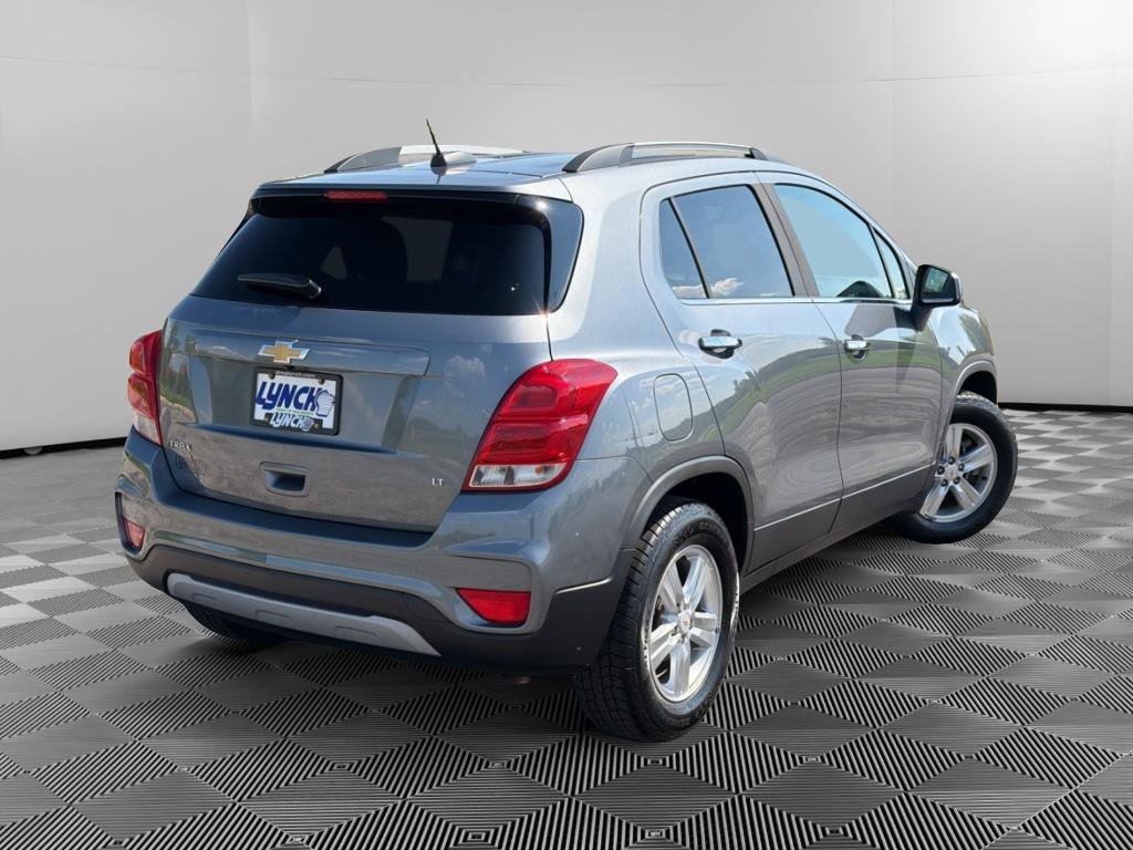 Used 2019 Chevrolet Trax LT w/ LT Convenience Package FWD image 4