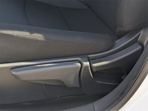 New 2025 Nissan Sentra S image 18