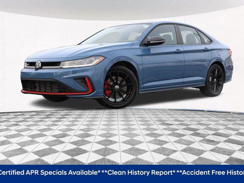 Used 2025 Volkswagen Jetta GLI Autobahn w/ GLI Black Package image 2