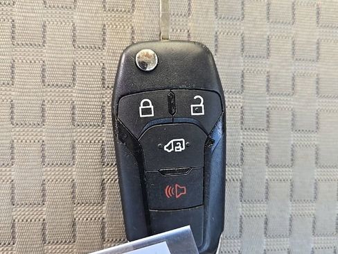 Used 2022 Ford Transit Connect XLT image 44