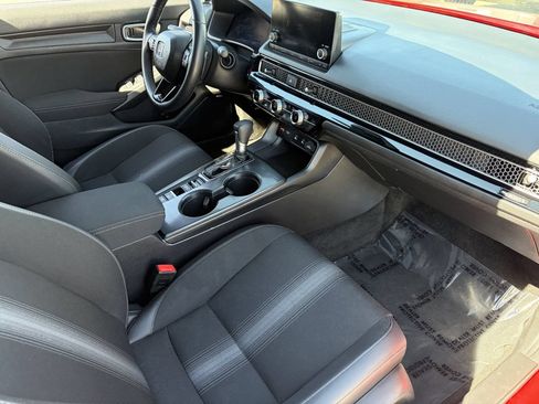 Certified 2025 Honda Civic Sport image 10