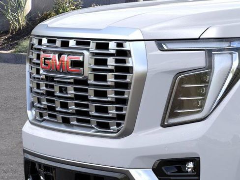 New 2026 GMC Yukon Denali image 13