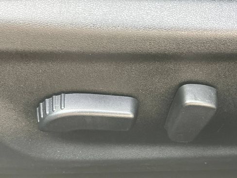 Used 2025 Nissan Altima 2.5 SV FWD image 18