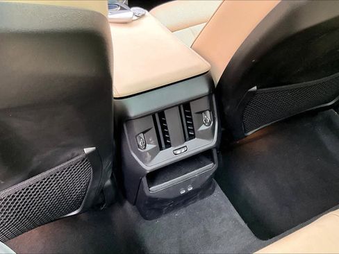 Used 2025 BMW X3 xDrive30i w/ Convenience Package image 36