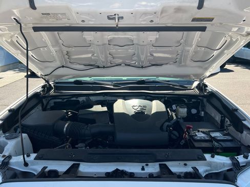 Used 2022 Toyota Tacoma SR5 image 14