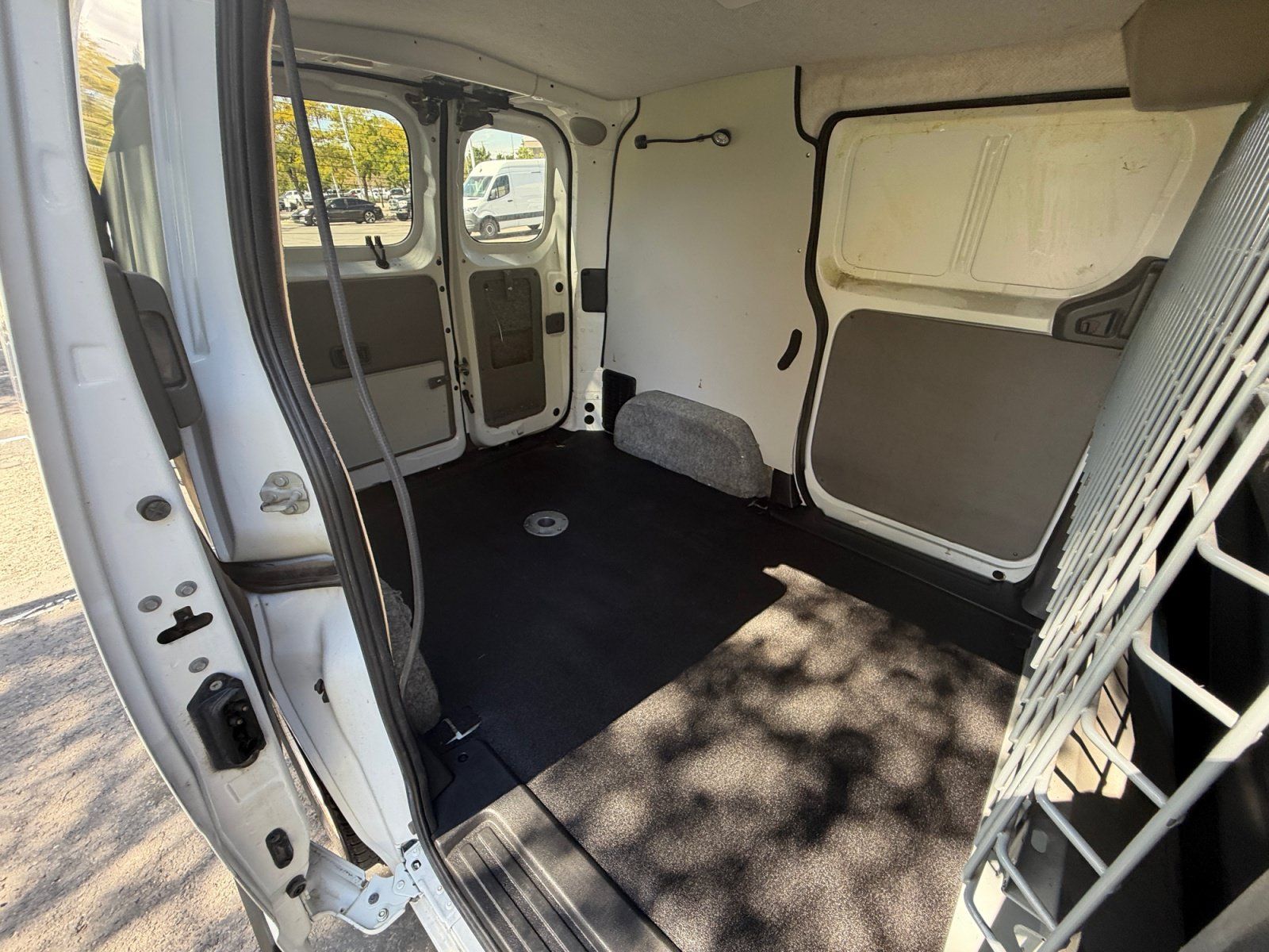 Used 2019 Nissan NV200 S w/ Cruise Control Package FWD image 19