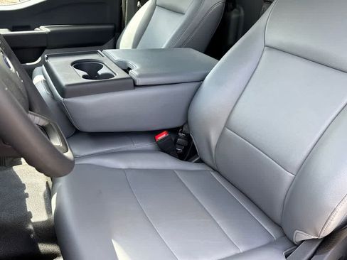 New 2023 Ford F350 4x4 Regular Cab DRW Super Duty image 12