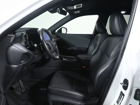 Used 2024 Lexus TX 350 AWD w/ Cold Weather Package image 3