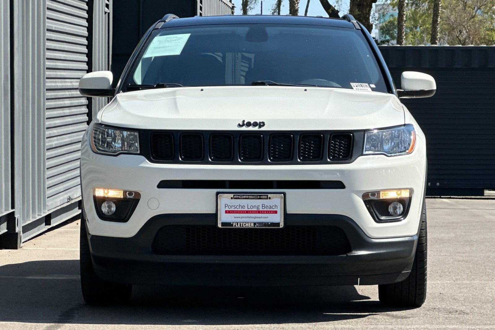 Used 2019 Jeep Compass Latitude FWD image 11